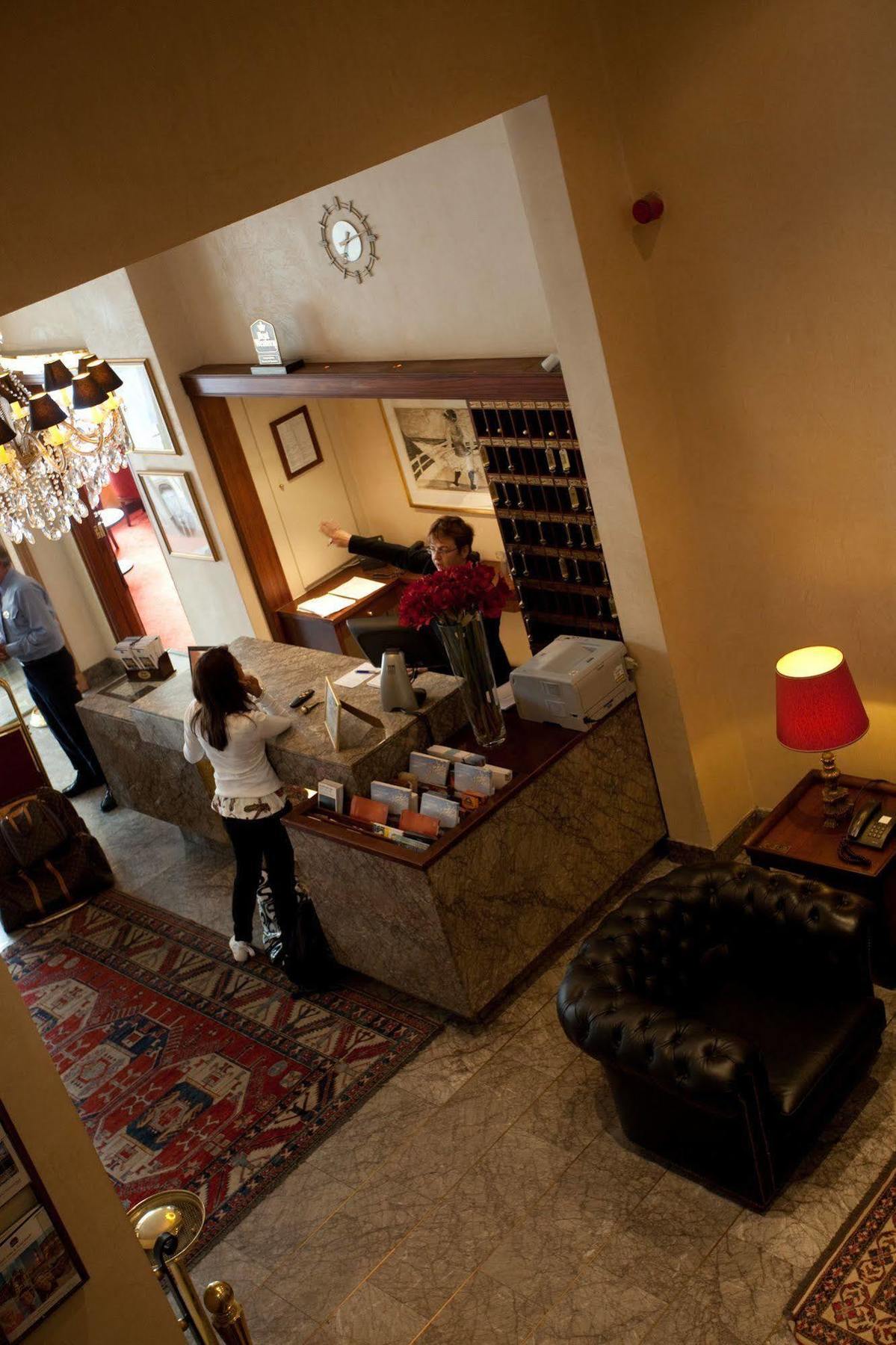 Imperial Hotel 3*